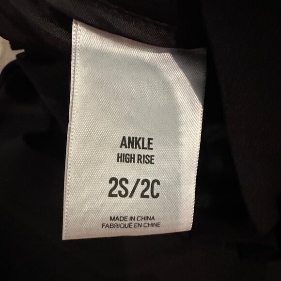 EXPRESS WOMENS High Rise Black Ankle Pants With Tie Waist 2 SHORT - Picture 6 of 9